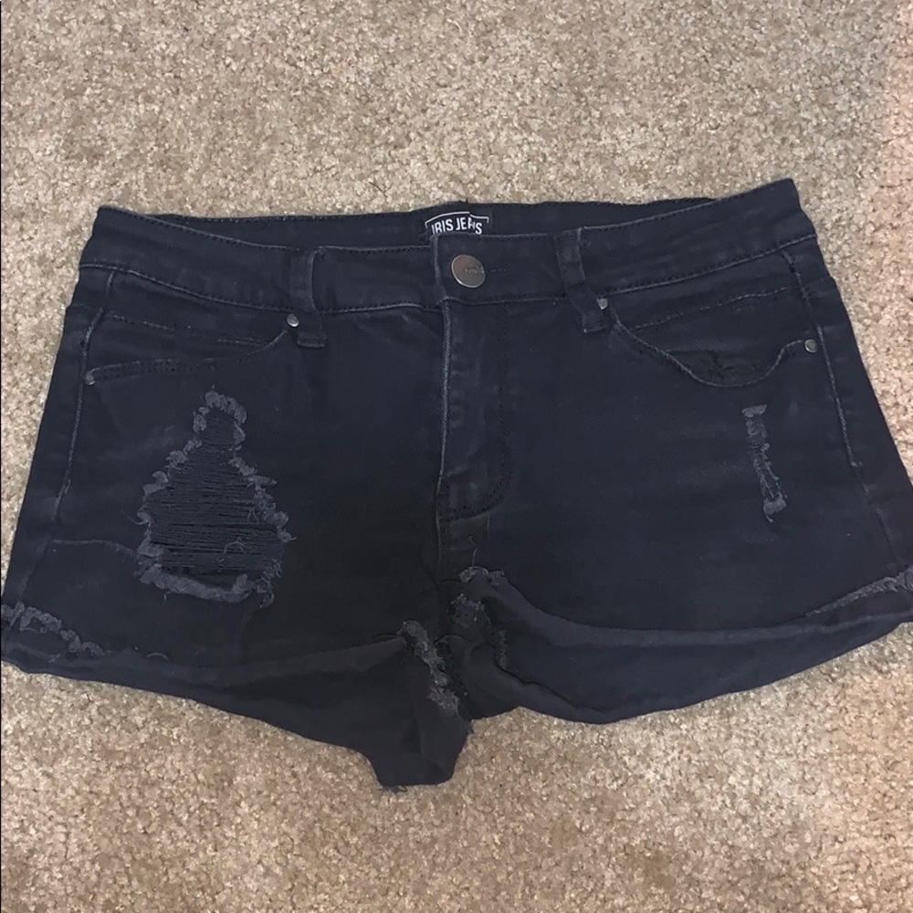 black denim jean shorts